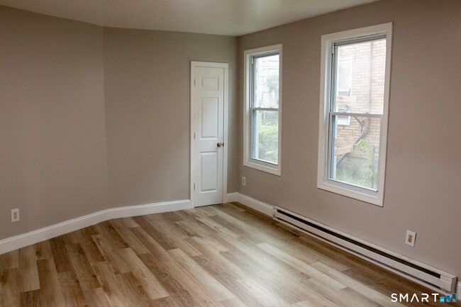 Photo - 278 Willow St Unit 1