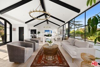 Photo - 15438 Mulholland Dr