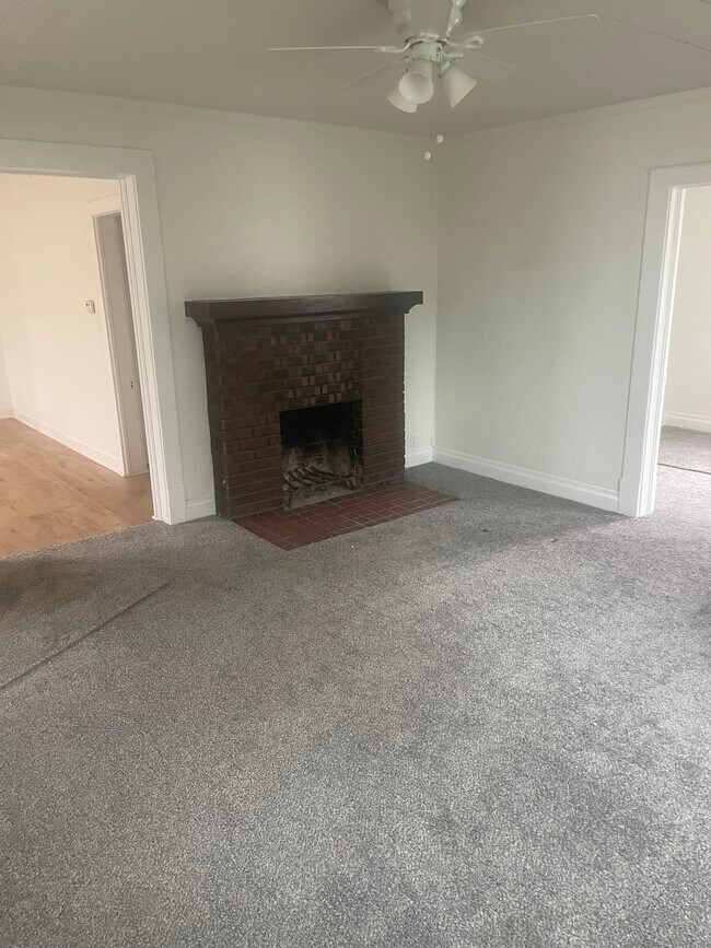 Photo - 1608 Marion Ave