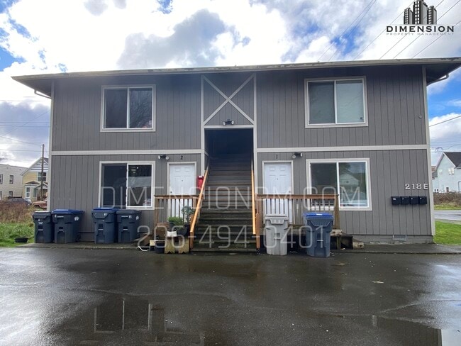 Building Photo - 218 N E St Unit 1