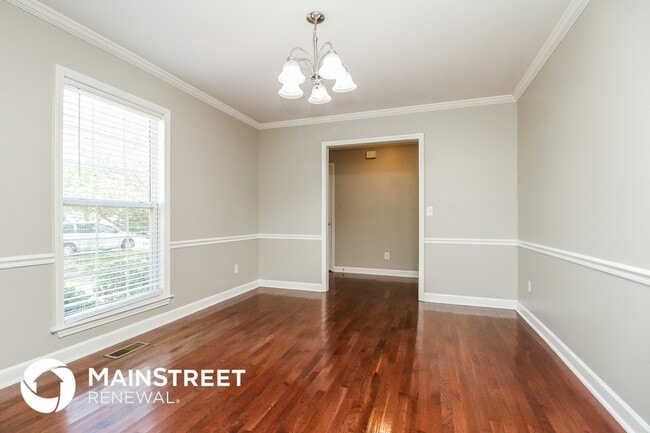 Photo - 2921 Stapleton Dr