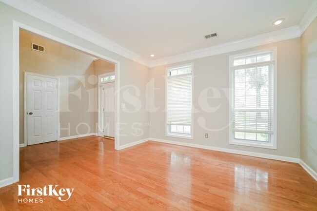 Photo - 7504 Cole Ln