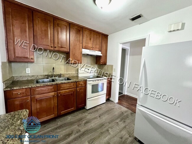 Photo - Charming 3 bedroom / 2 bathroom house now available for rent!