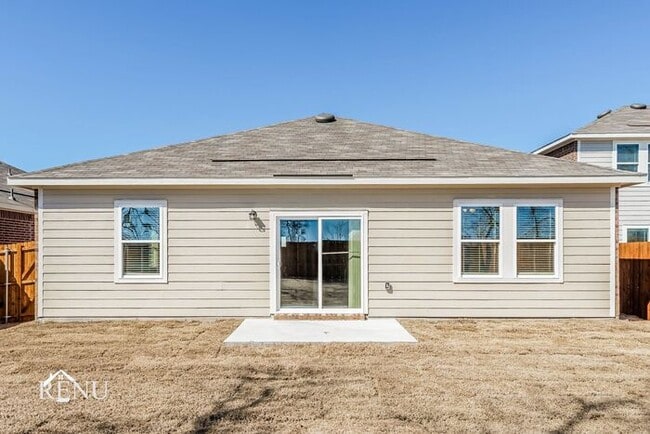 Photo - 484 Crestridge Dr