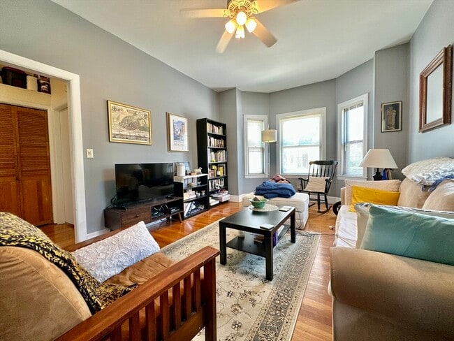 Photo - 512 Centre St Unidad 2