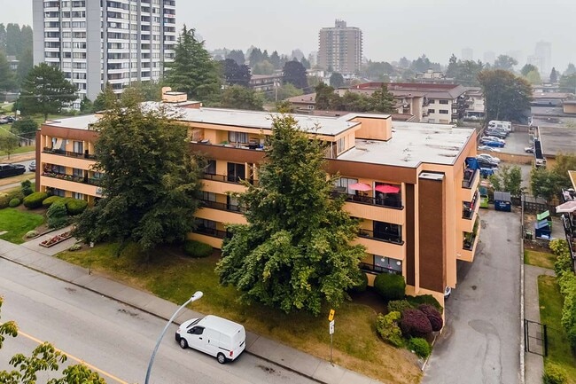 Park Villa Apartments