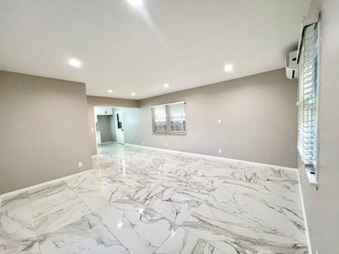 Photo - 7445 Penfield Ave