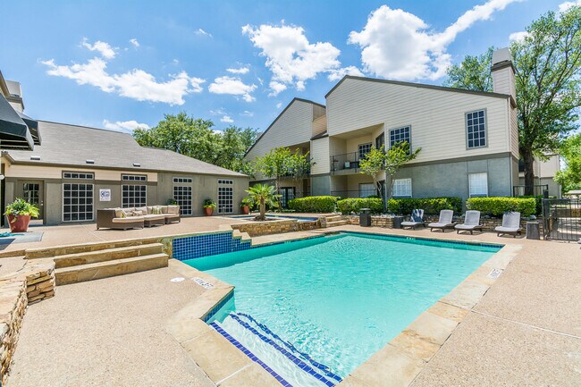 Summerstone Apartments