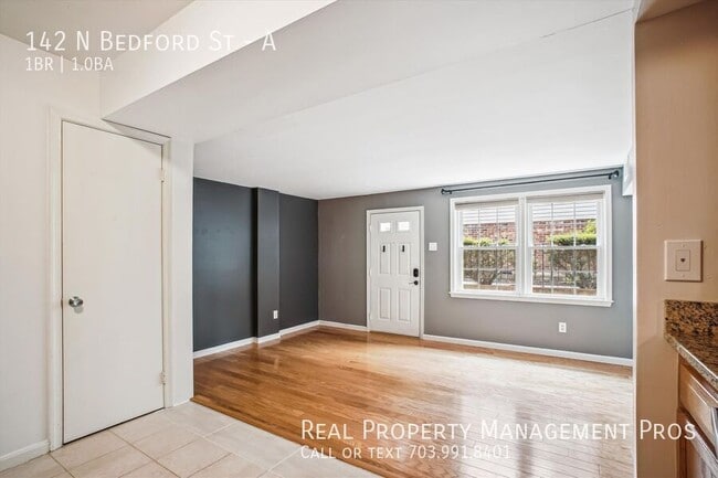 Photo - 142 N Bedford St Unit A