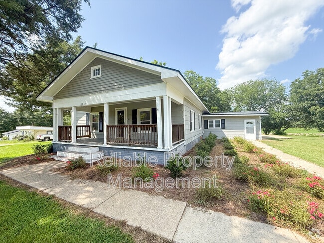 Building Photo - 7048 NC-210 Rental