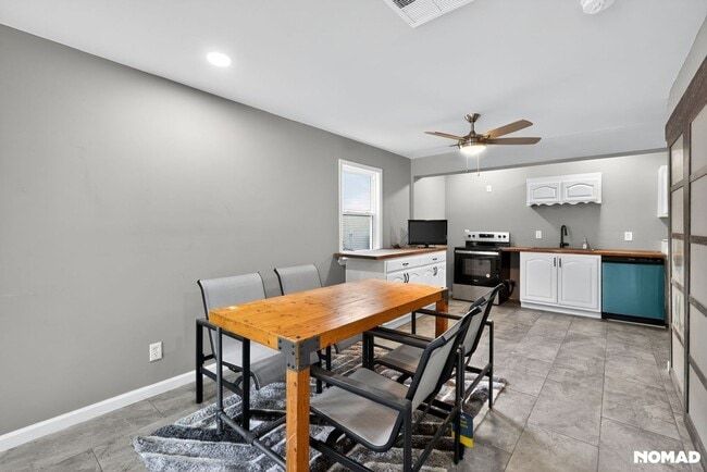 Photo - 1604 Westwood Ave SW