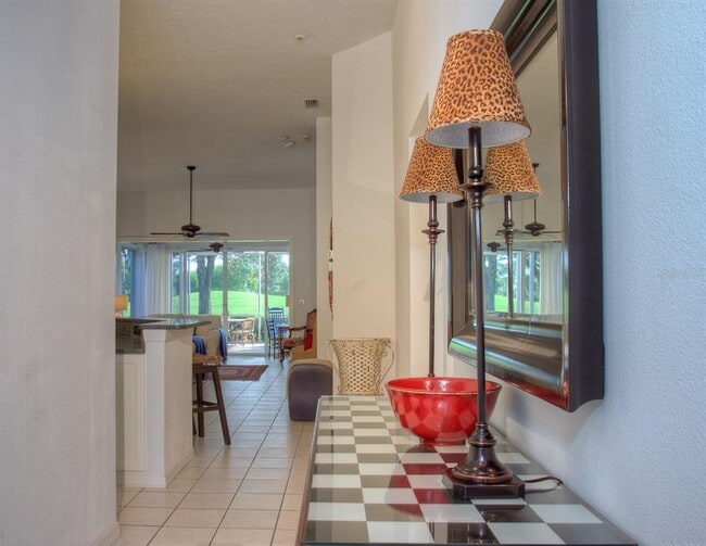 7911 Whitebridge Glen