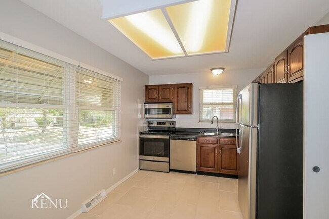 Photo - 11107 Patrina Ct