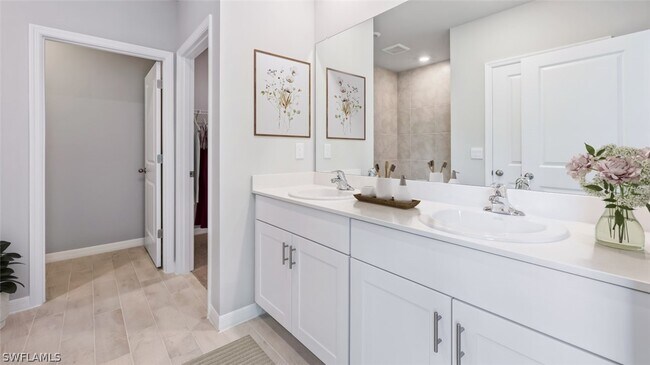 Photo - 1626 Embers Pkwy W