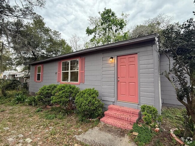 Building Photo - 9961 Jeanette Rd Rental