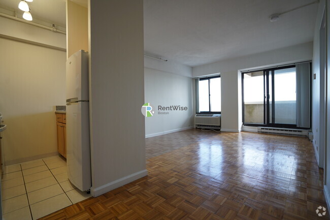 Building Photo - 929 Massachusetts Ave Unit PHC Rental