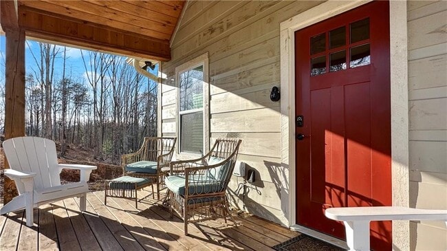 Photo - 374 Prince Dr