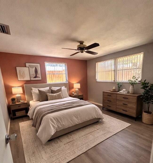 2nd bedroom - 5653 Elkhorn Blvd