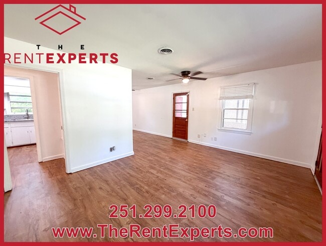Photo - 704 Raines Dr