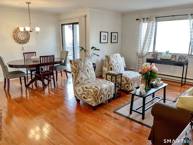 Photo - 3000 Madison Ave Unit B