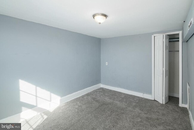 Photo - 184 E Huntingdon St Unit 3