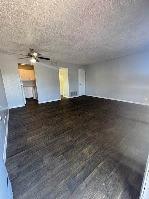 Building Photo - 5220 Weber Rd Rental