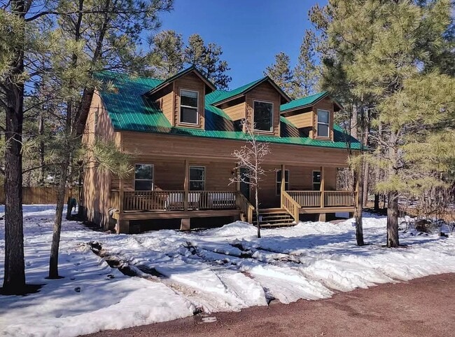 Building Photo - 4192 Bucking Horse Trail