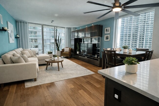 Virtually Staged - 55 SE 6th St Unit 3107