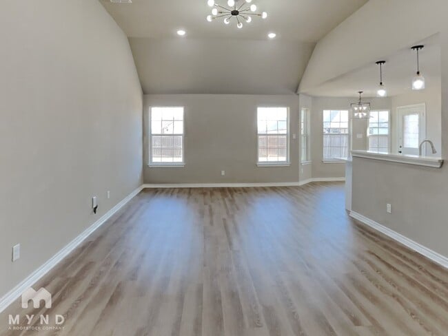 Photo - 5401 Ashworth Ct