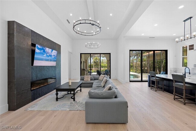 Photo - 2749 Medallist Ln