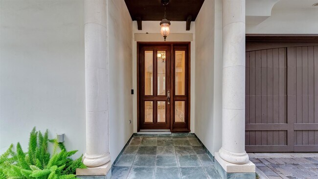 Photo - 1700 Sunset Blvd