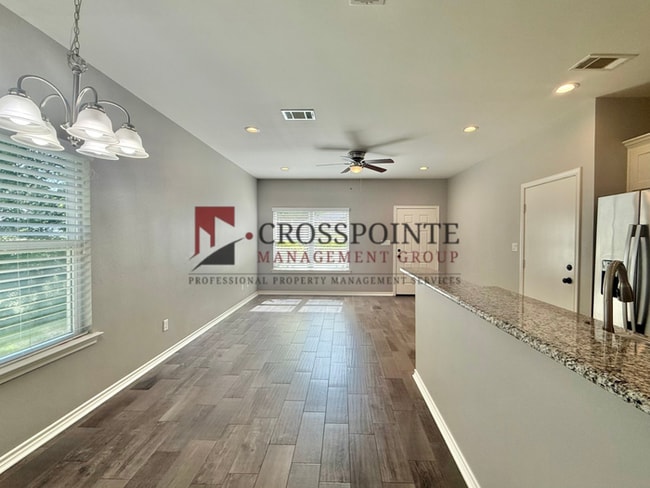Photo - Tour Today! 2 bedroom 2 bathroom duplex in Tyler!