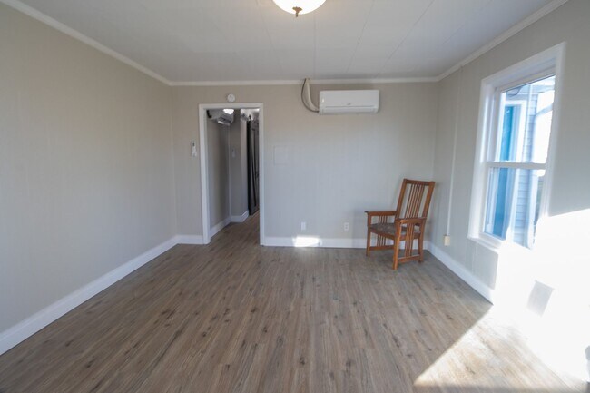 Photo - 1107-1107 Eastland Cir Unit 1107 Eastland