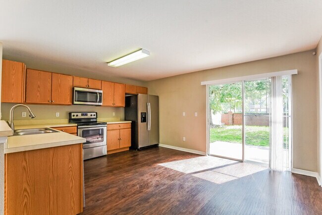 Photo - 1254 Blackwater Pond Dr