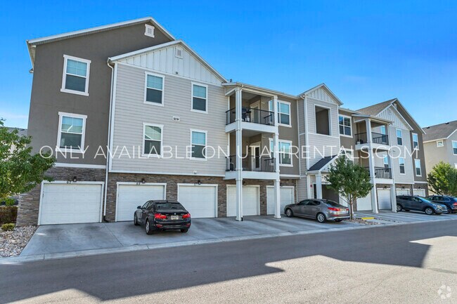 Building Photo - 73 W Silver Springs Dr Rental