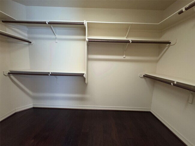 Photo - 179 Hearthshire Cir