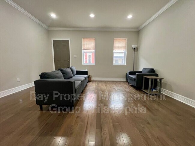 Photo - 1920 Cambridge St