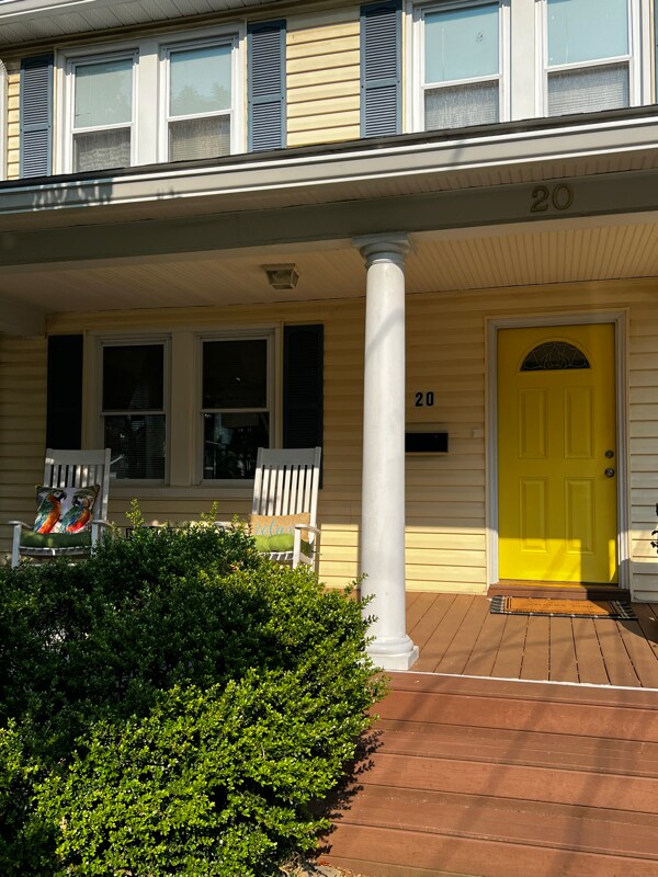 Photo - 20 Locust Ave Apartment Unit B
