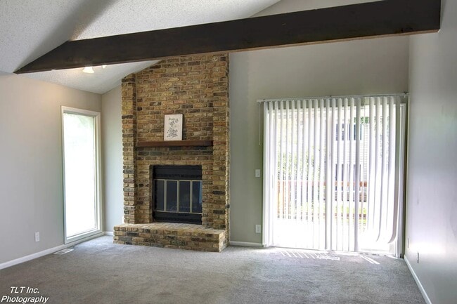 Photo - Maintenance-free living!