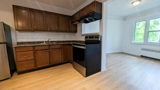 Photo - 136 Weber St E Unité 8