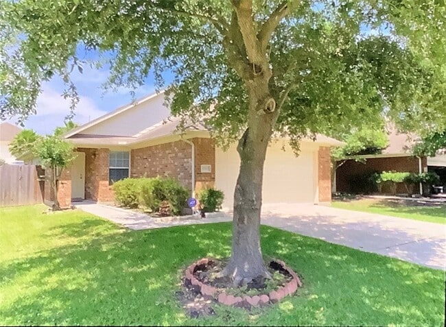 8943 Farm Ridge Ln