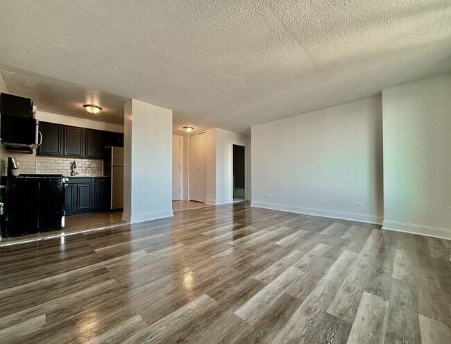 Photo - 3333 Broadway Unit D19F