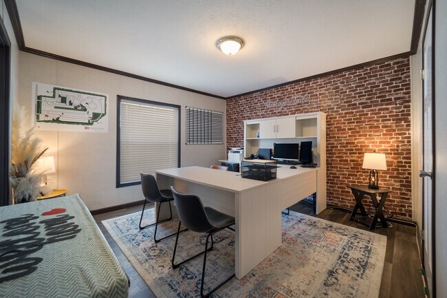 Photo - Buckeye Trails