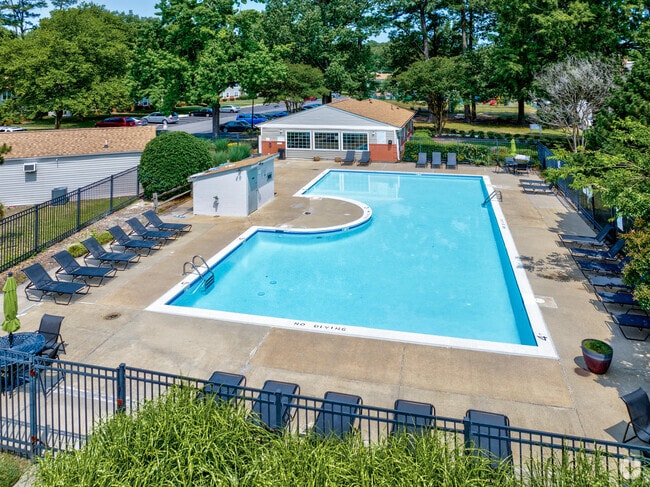 Ridgewood Pool