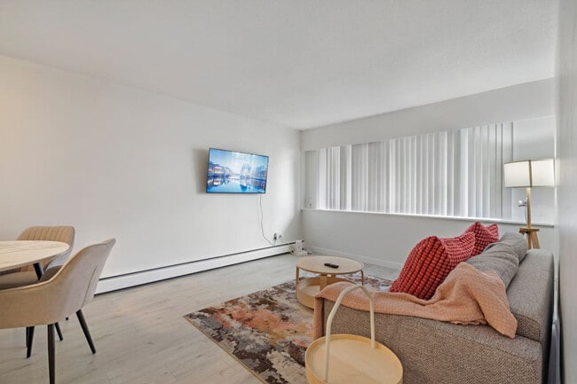 Photo - 2225 W 8th Ave Unit ID1051892P