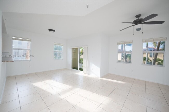 Building Photo - 11501 NW 89th St Unit 202 Rental