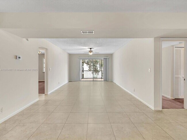 Photo - 614 NW 13th St Unit 27A
