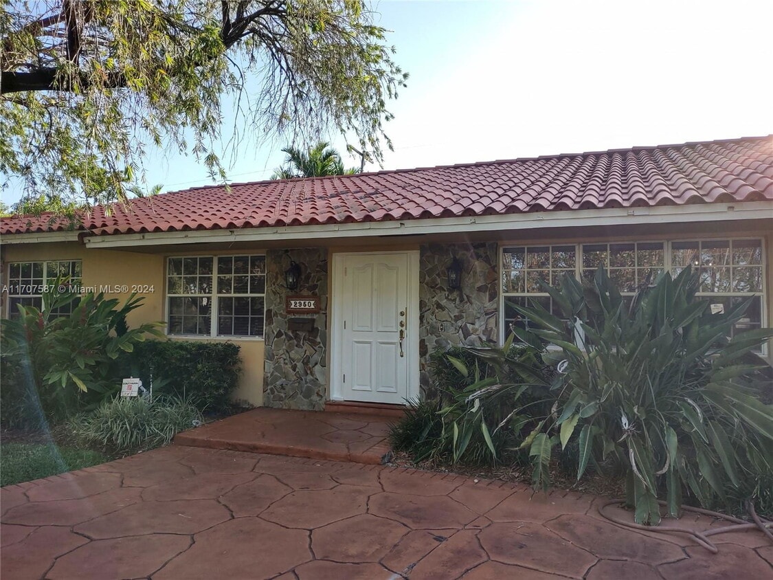 Photo - 2950 Southwest 77th Court, Miami, FL 33155 - 4 BR 2 BA Single-Family Home
