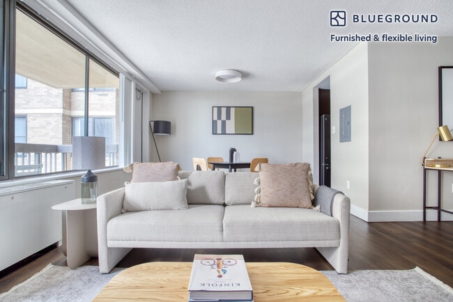 Photo - 1515 Richmond Hwy Unit FL8-ID444