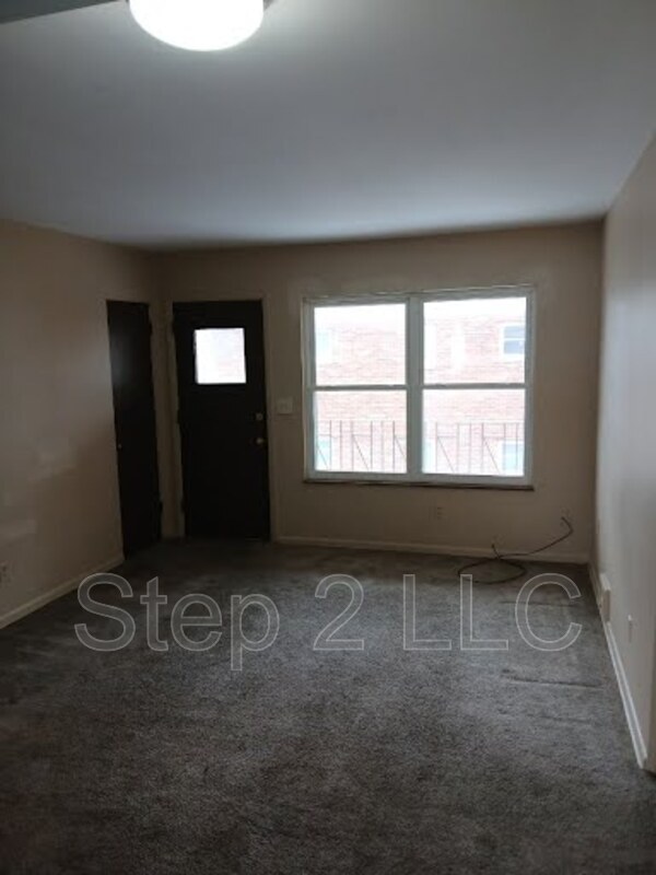 Photo - 228 S St Clair St Condo